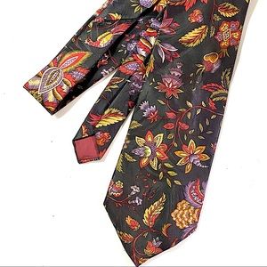 Christian Dior Men’s Dark Paisley Print Tie